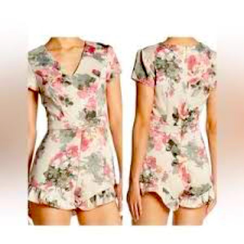 Bebe Sheer Dream Floral Short Sleeve Romper size 10 NWT